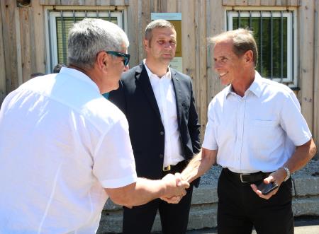 OTVORITEV DOVOZNE CESTE DO BIATLONSKEGA CENTRA 06 FOTO LJUBO VUKELIČ